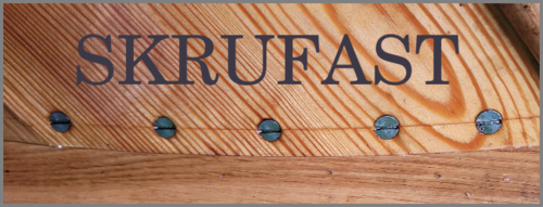 Selger gummi-lister og klem-profiler til innglassing, forskjellige syrefaste skruer. Bygger ro-båter i eik og furu.